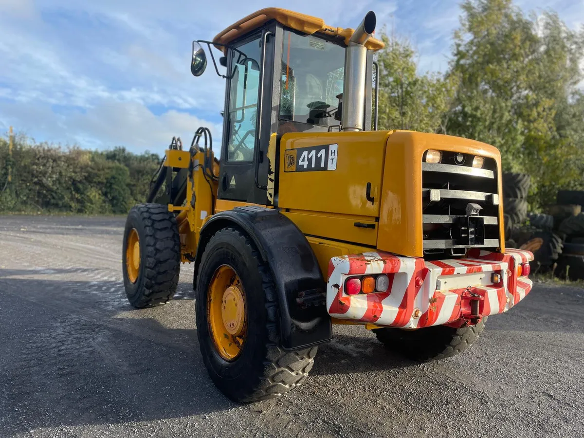 JCB 411 Loading Shovel - Image 3