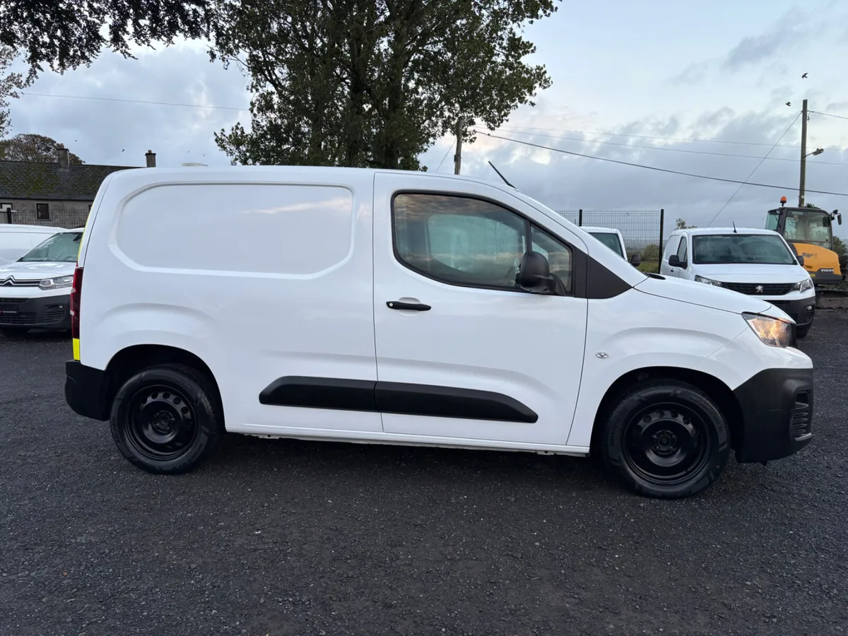 Peugeot Partner - Image 1