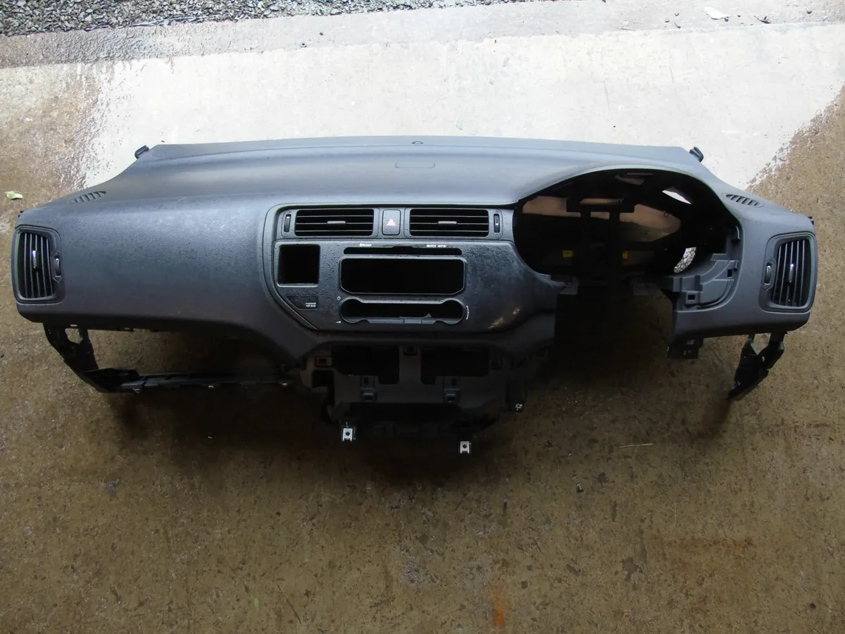 kia rio parts & airbag kit 2015 model 95 euroCHEAP - Image 1