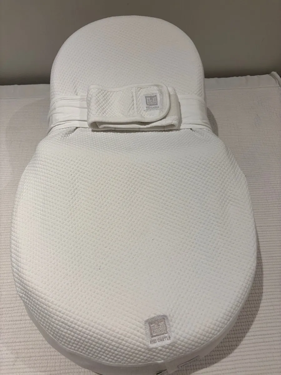 Cocoonababy nest Redcastle - Image 1