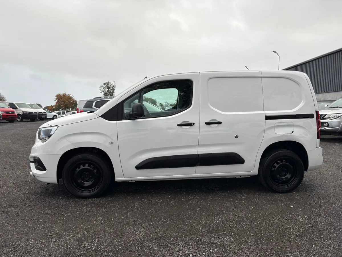Vauxhall Combo Sportive - Image 3