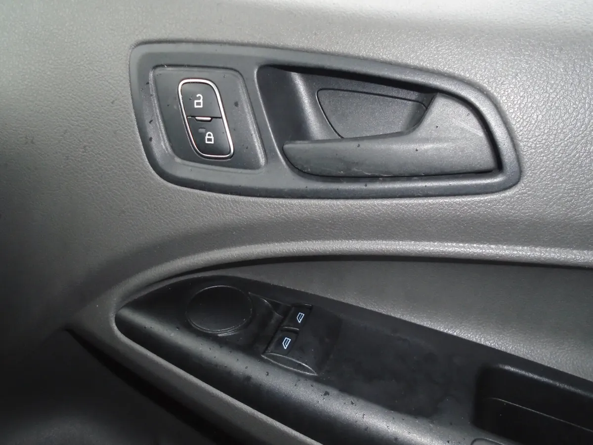 Ford Transit Connect  One Owner Total Price 16650 - Image 3