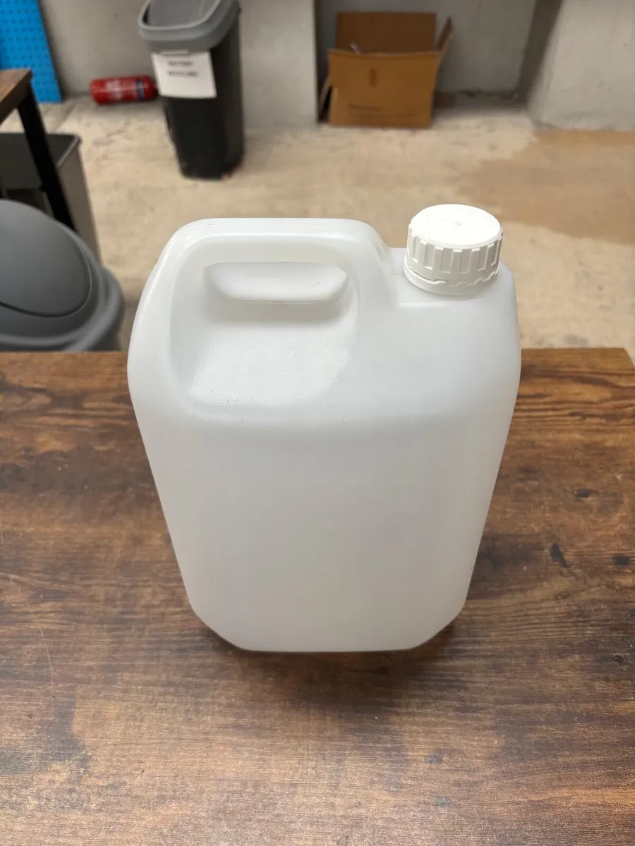5 litre drums - Image 1