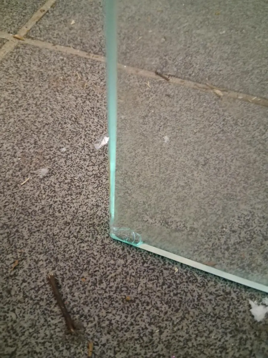 Glass shelving - Image 3