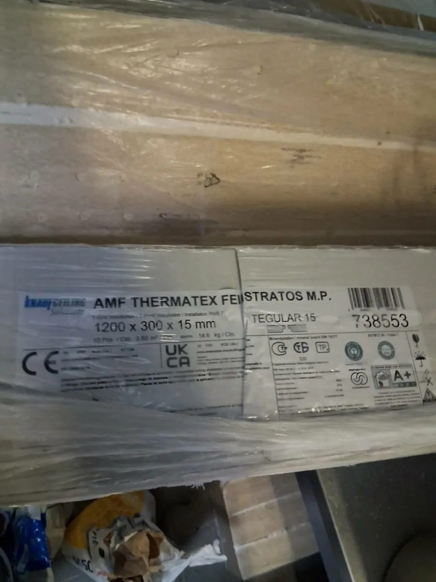 Ceiling tiles - Image 1