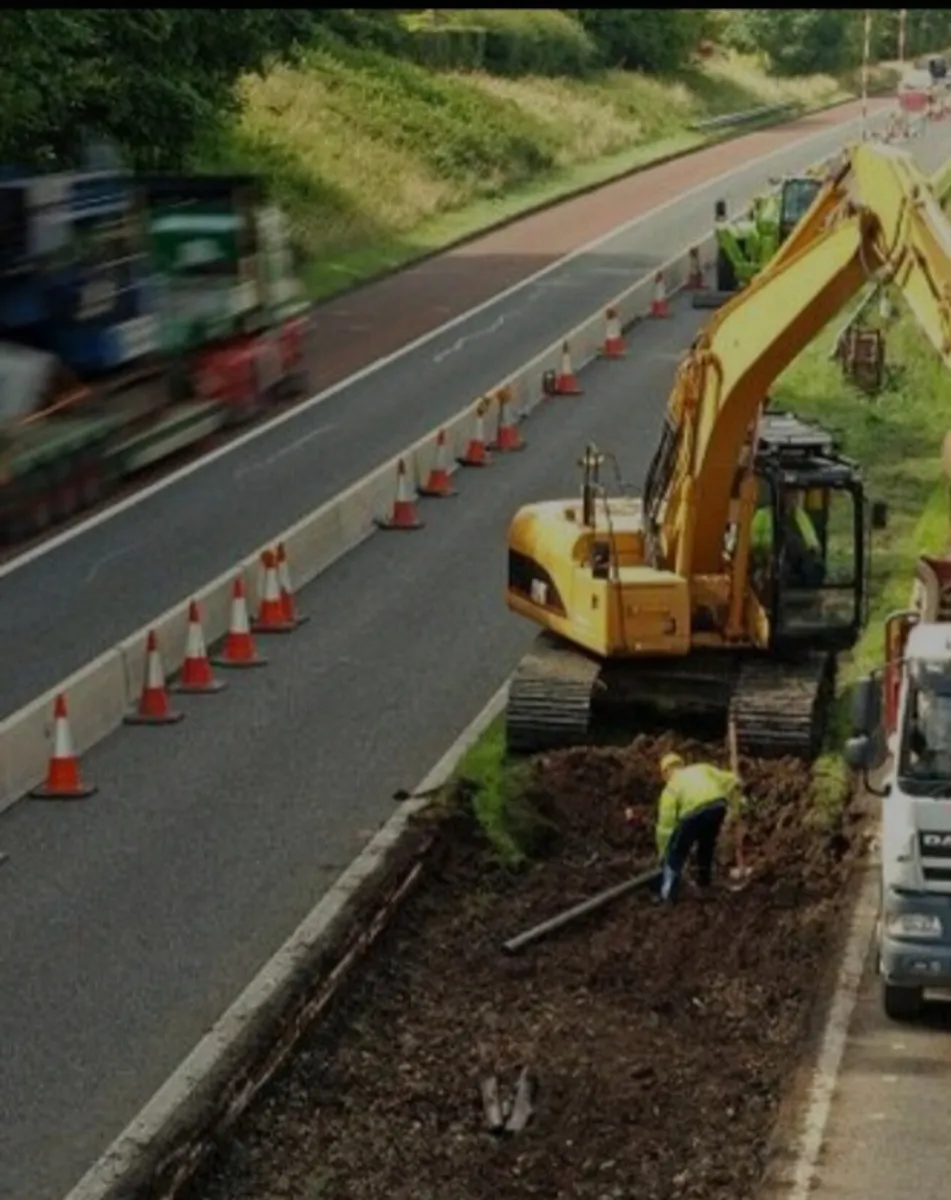 Pipelayers/Groundworkers and Labours - Image 2