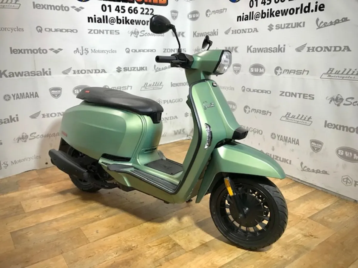 Lambretta V-Special 125 - Image 2