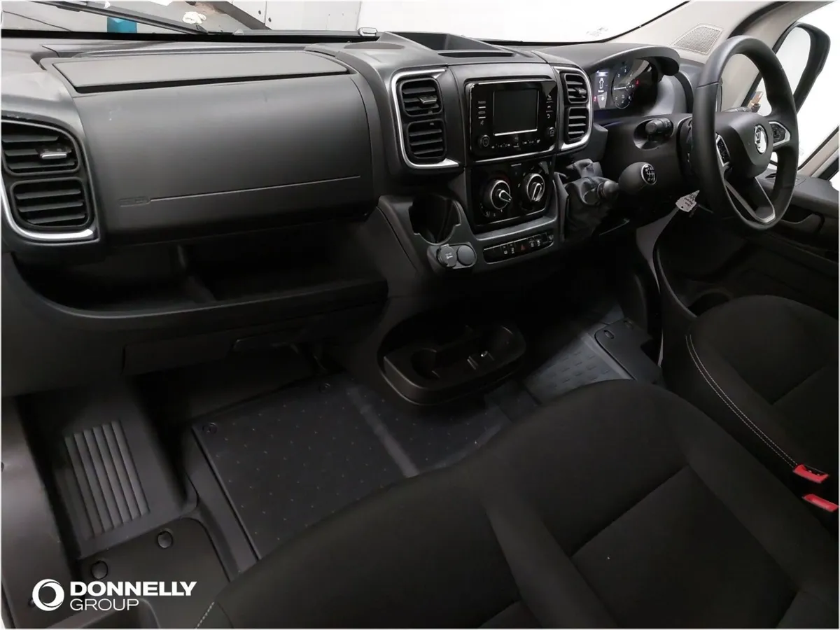 Vauxhall Movano 3500 L2 Diesel Fwd Prime - Image 4