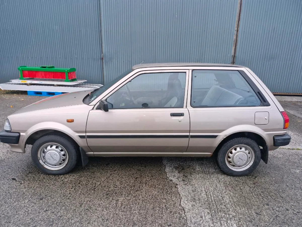 Toyota Starlet - Image 2
