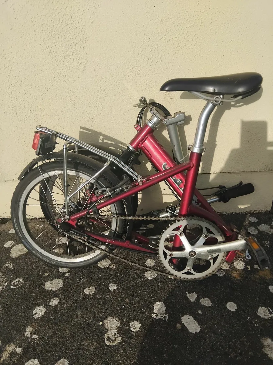 Foldaway bicycle - Image 1