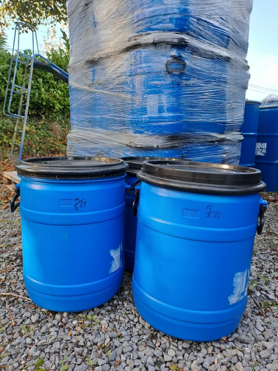 Plastic Buckets, Drums & Barrels - Image 4