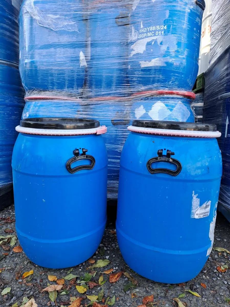 Plastic Buckets, Drums & Barrels - Image 3