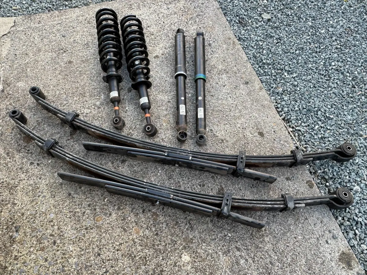 Toyota Hilux 2023 Original Suspension – Full Kit - Image 3