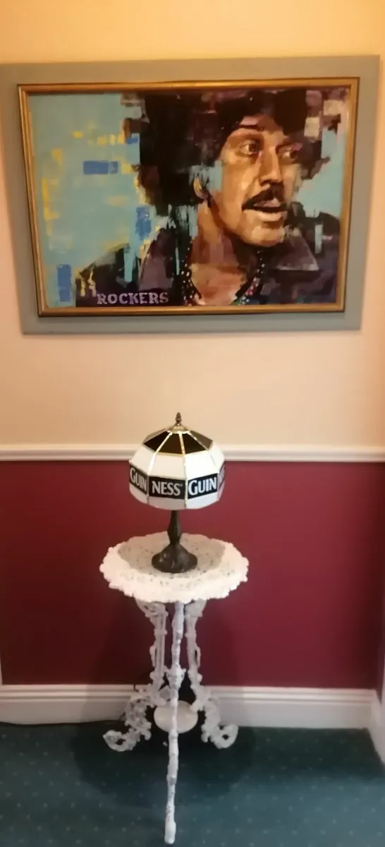 New In The Box Art Deco Guinness Tiffany Lamp - Image 2