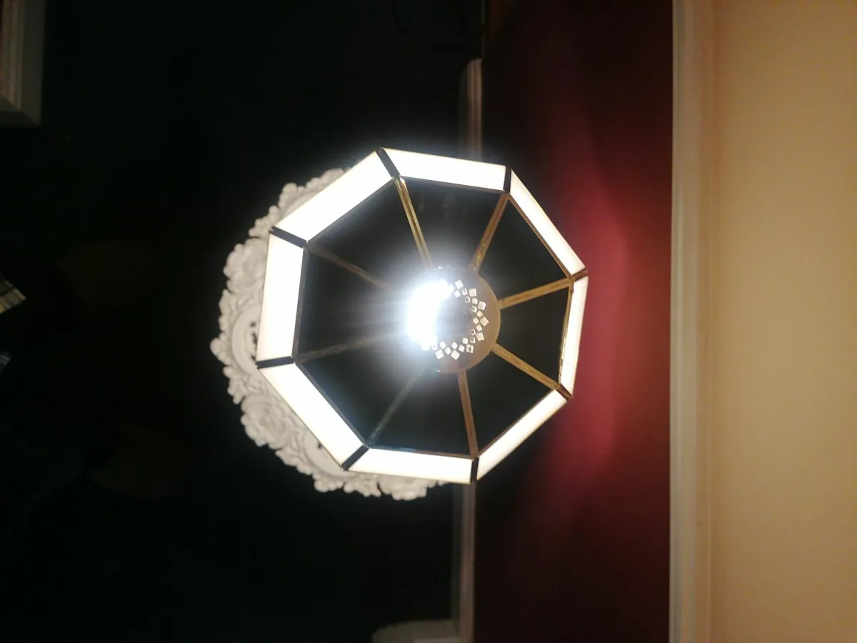 New In The Box Art Deco Guinness Tiffany Lamp - Image 3