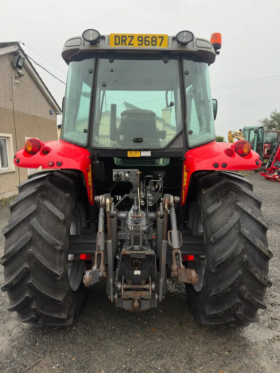 2012 Massey Ferguson 5435 - Image 3