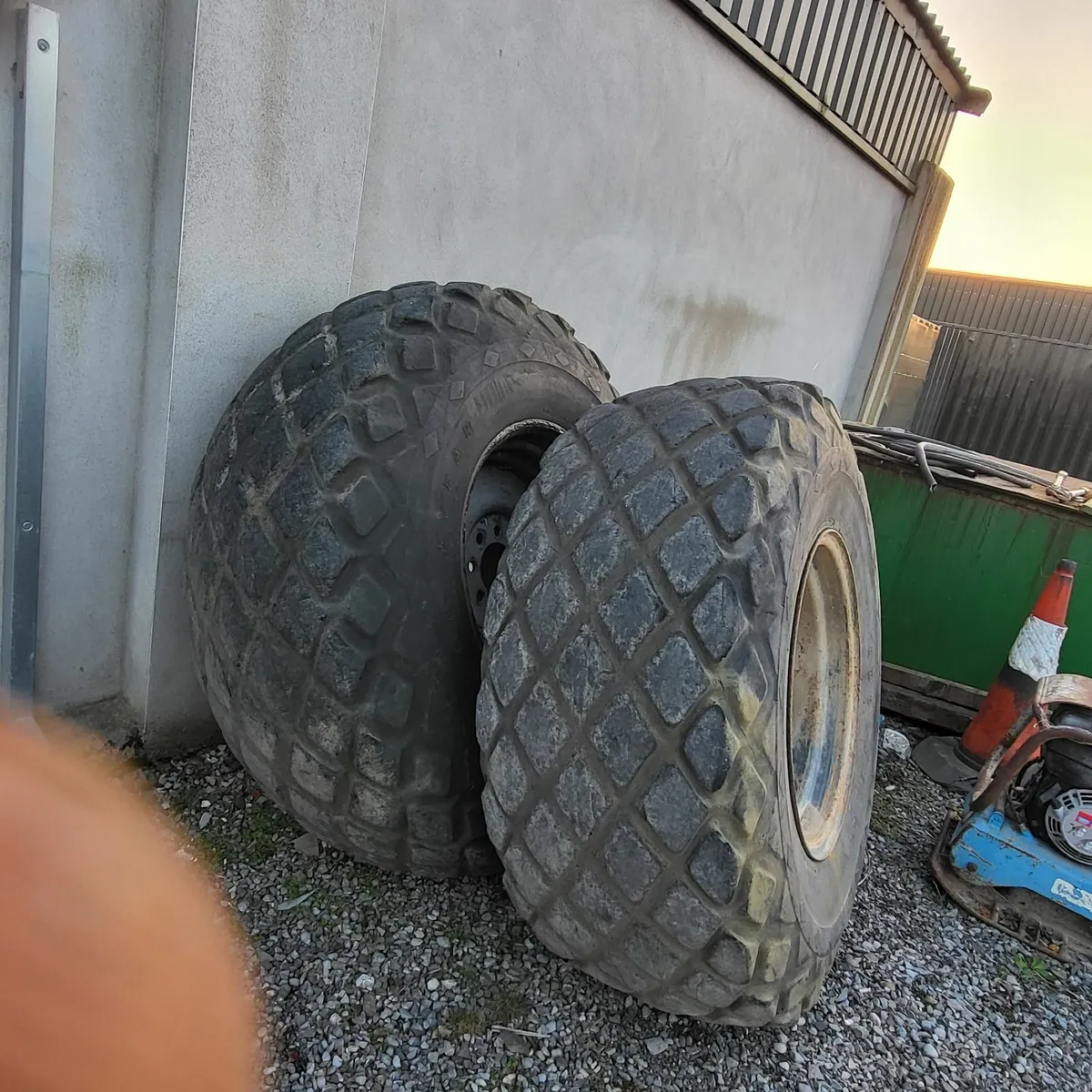 Wheels  and tyres - Image 1