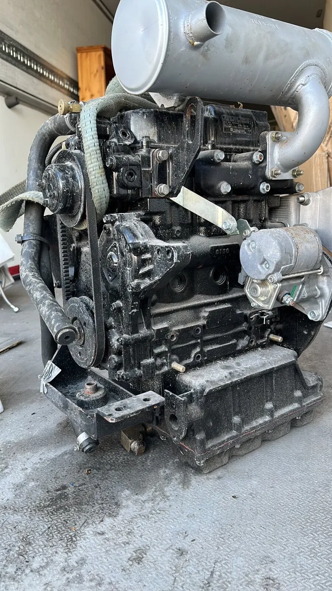 Yanmar engine - Image 2