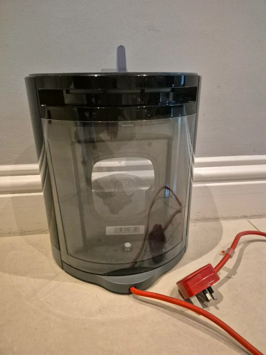 Krups Nescafe Dolce Gusto Oblo Coffee Machine - Image 3