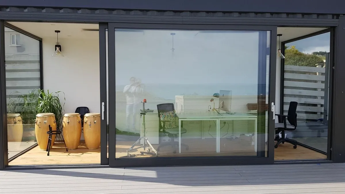 garden office - Image 1