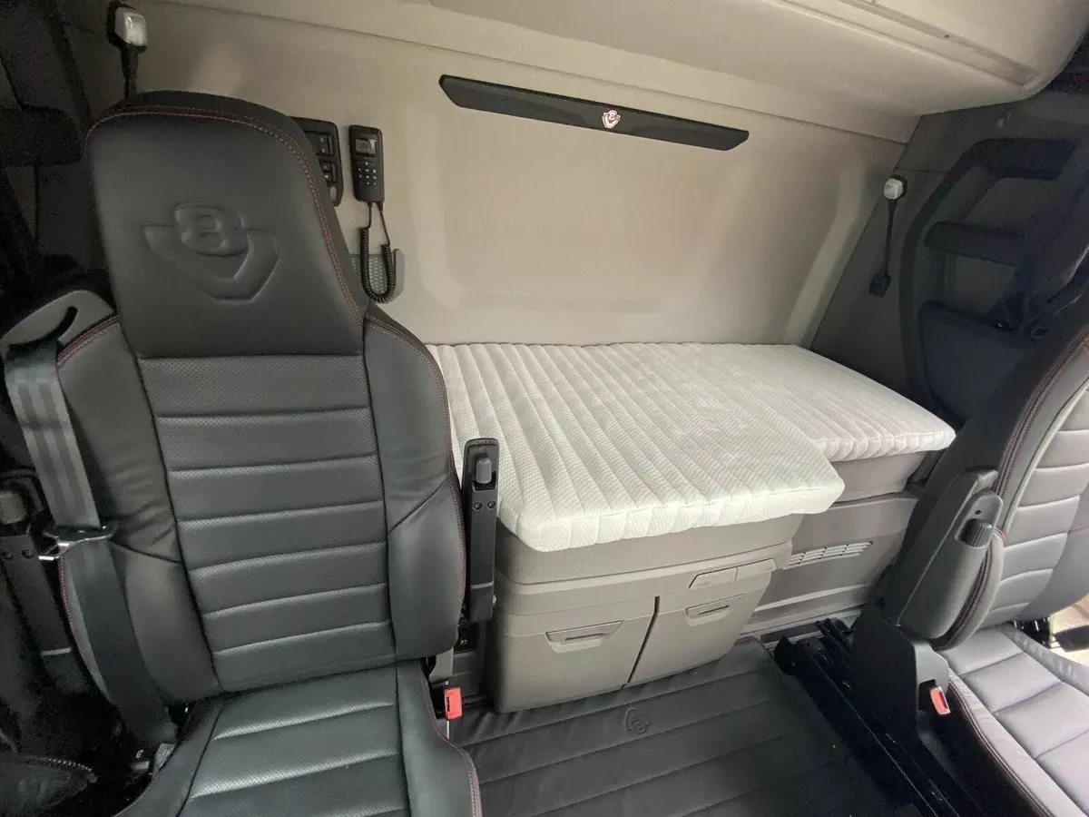 Mattress Topper Scania Next Gen S + R Series - Image 1