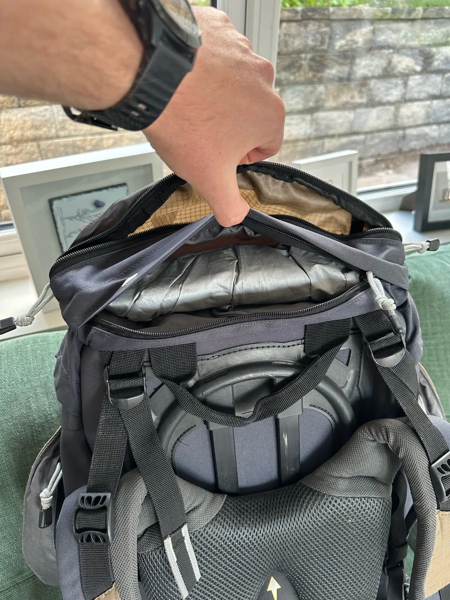 Berghaus 75L Hiking Backpack - Image 4