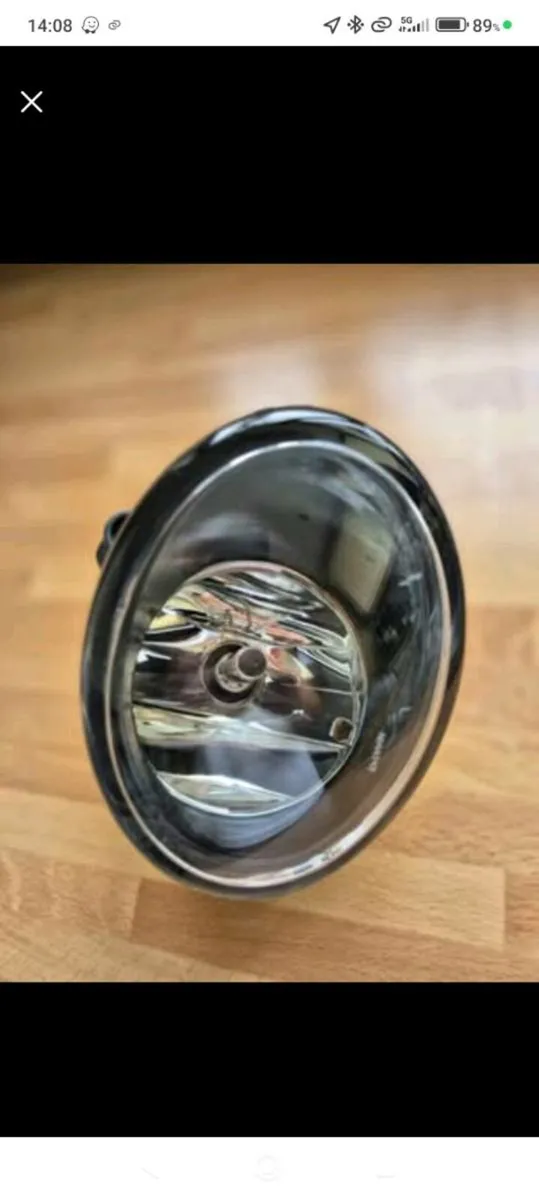 Left HALOGEN VW T5 2010-2015 7E0

Transporter 

MU - Image 1