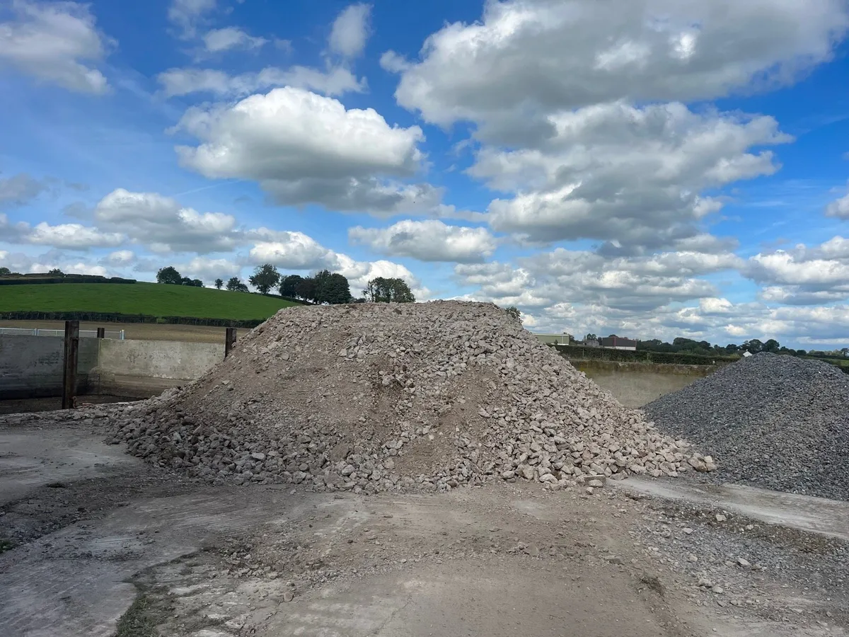 Crusher digger hire  building contractor new build - Image 3