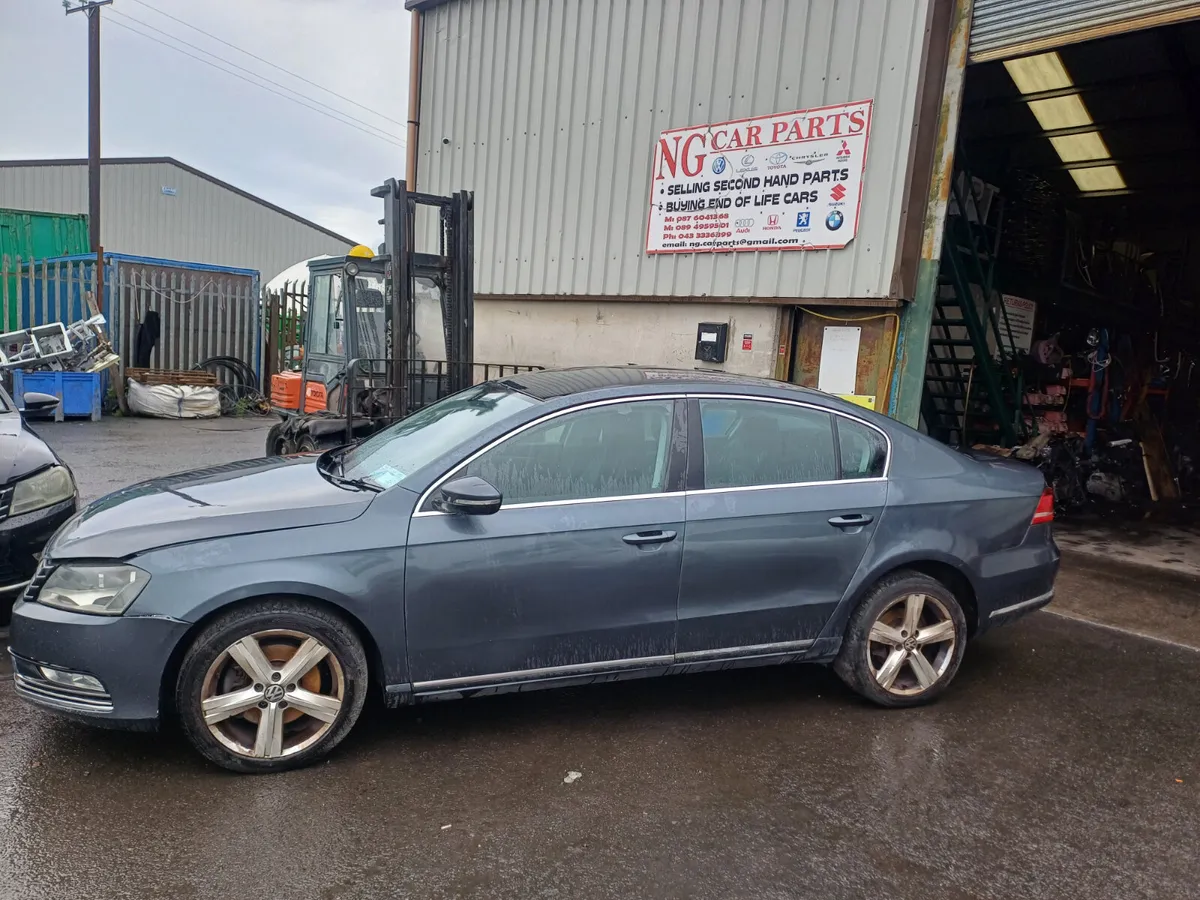 2013 VW PASSAT 1.6 2.0TDI BREAKING - Image 1
