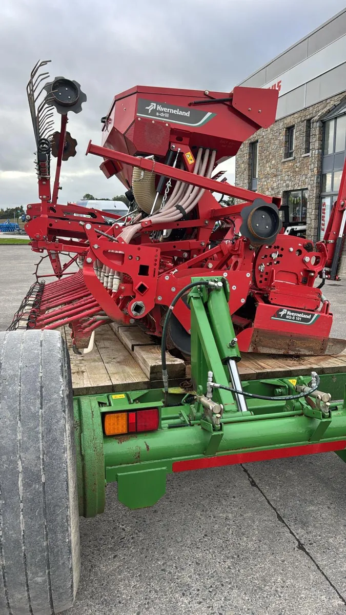 Kverneland 4m drill - Image 4
