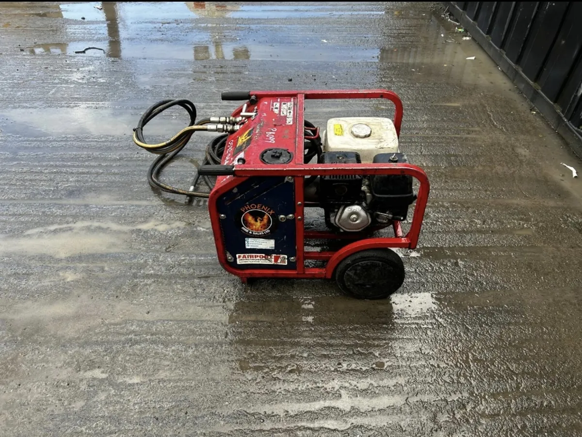 Fairport H/20 Hydraulic Pack - Image 2