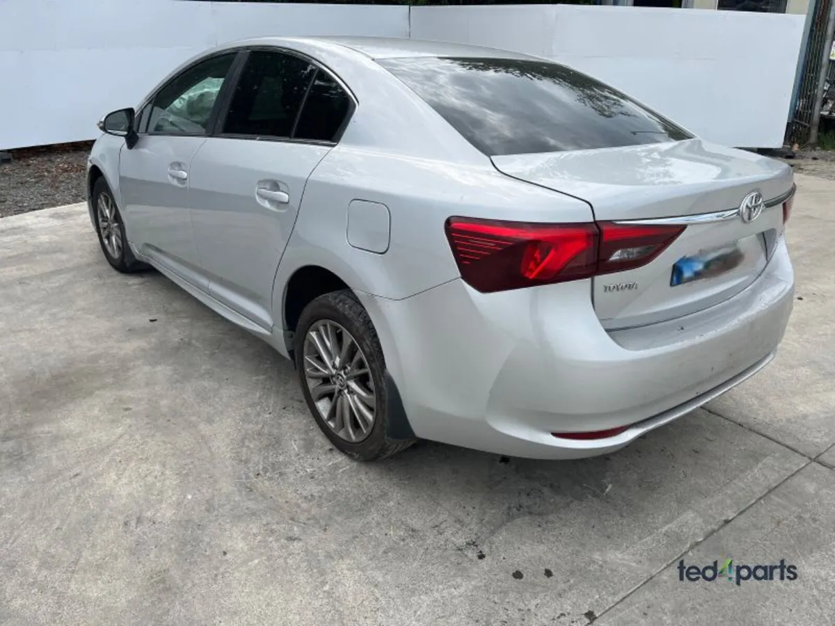 2016 Toyota Avensis For Breaking - Image 4