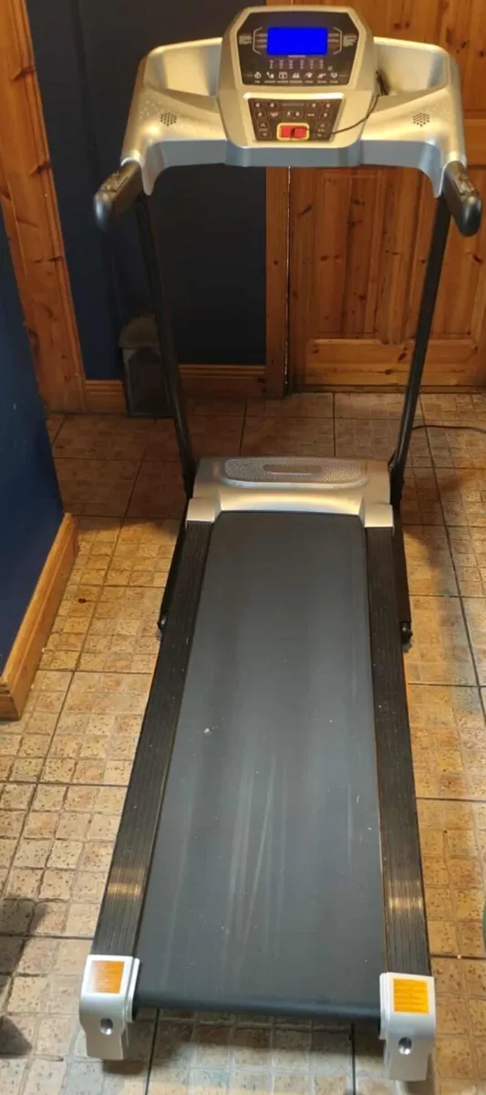 Threadmill used 3 times like new GT Pro 4000 - Image 4