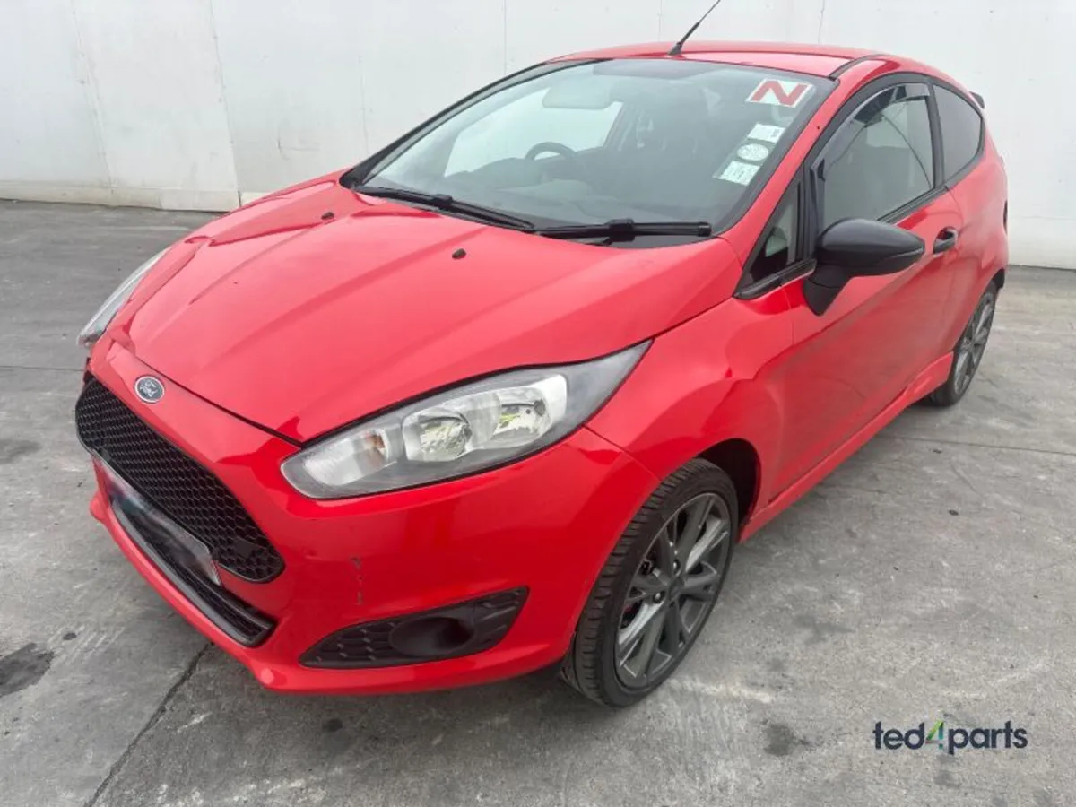 2013 Ford Fiesta For Breaking - Image 4