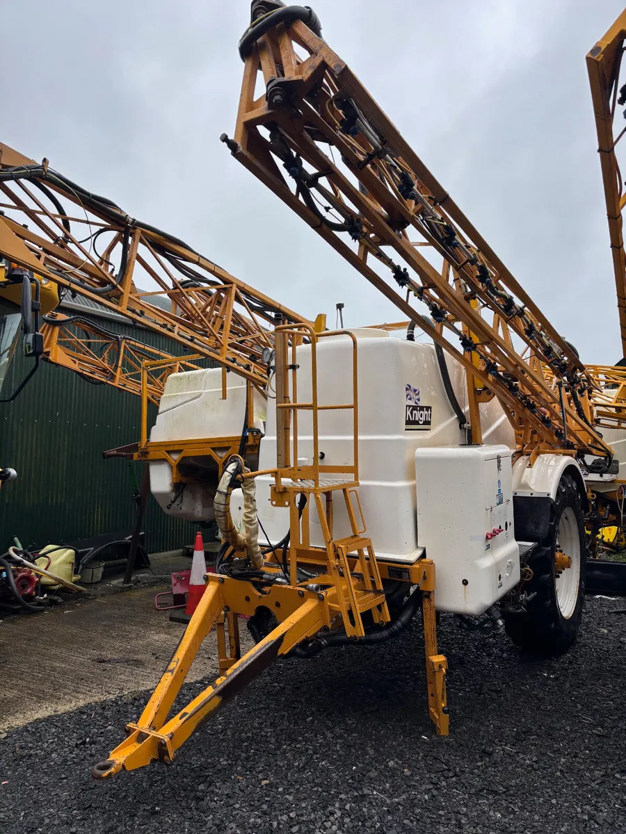 Knight EUA- Trailed Sprayer - Image 2