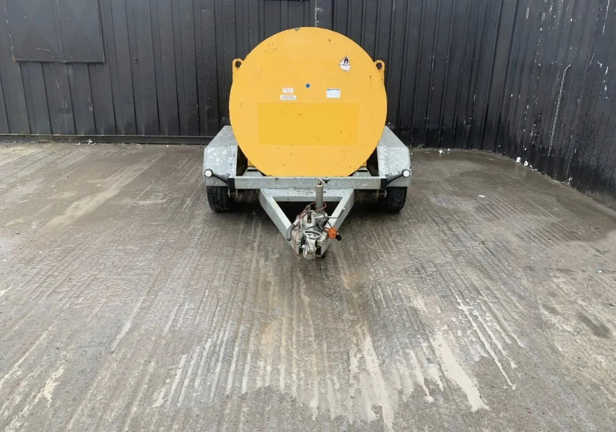 Dale Kane 1000L Diesel Bowser Trailer-Mounted - Image 2