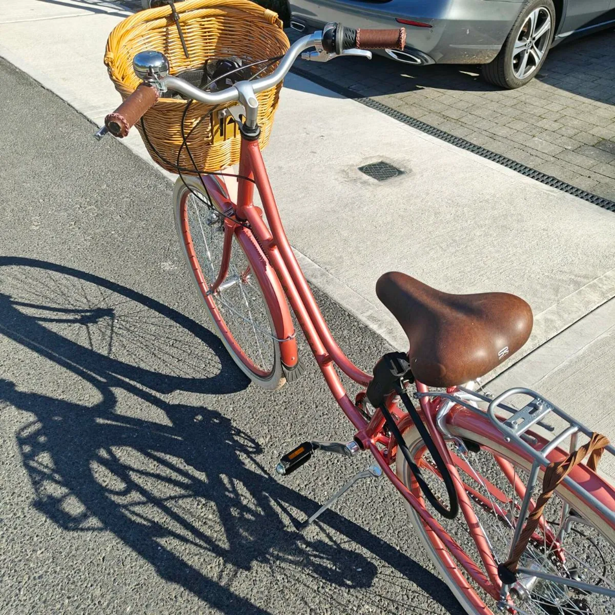 Ladies Bicycle - Image 3