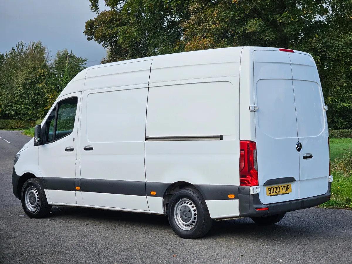 Mercedes-Benz Sprinter 2020 - Image 2