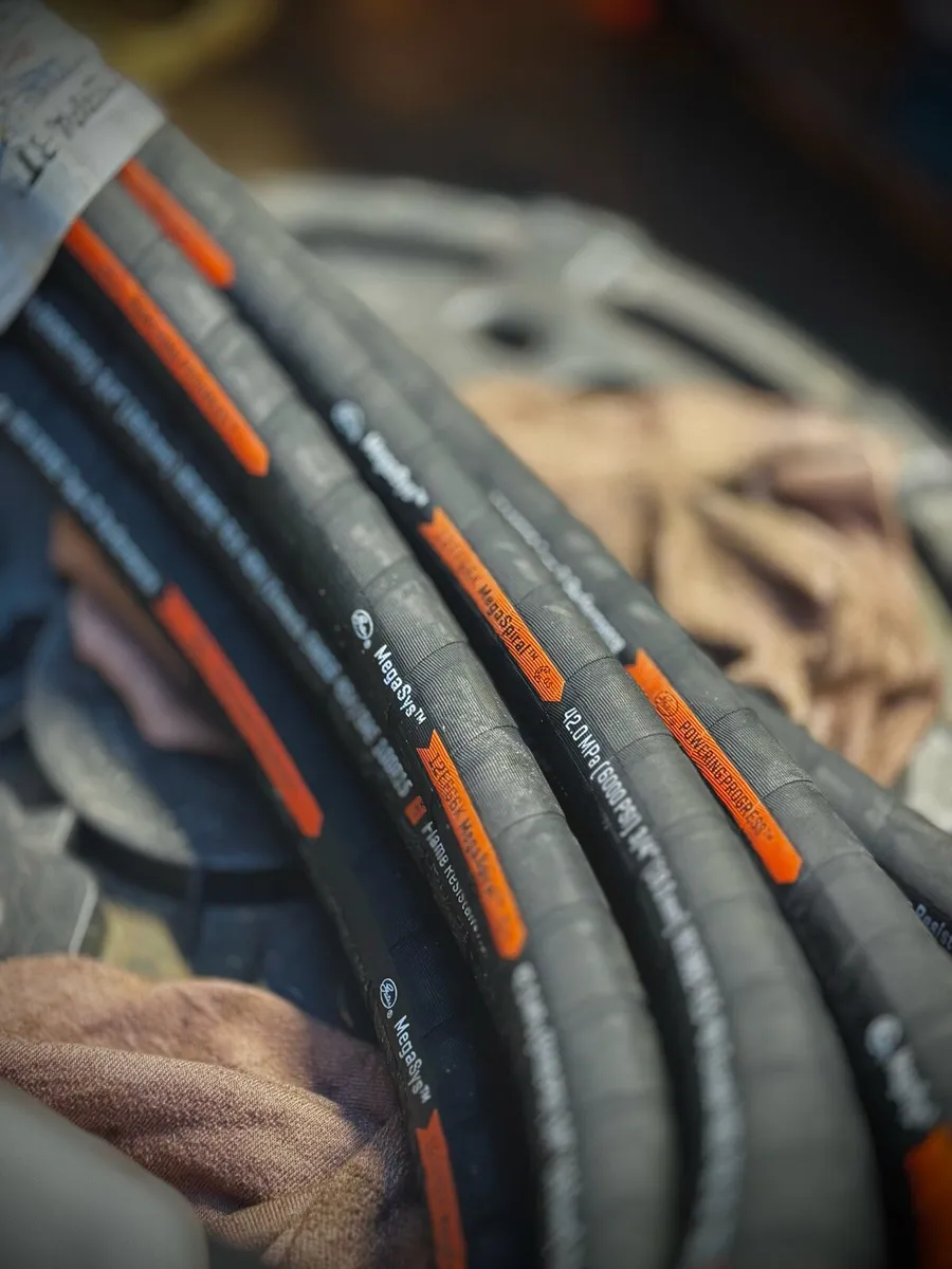 Hydraulic hoses OPEN 7 DAYS - Image 1