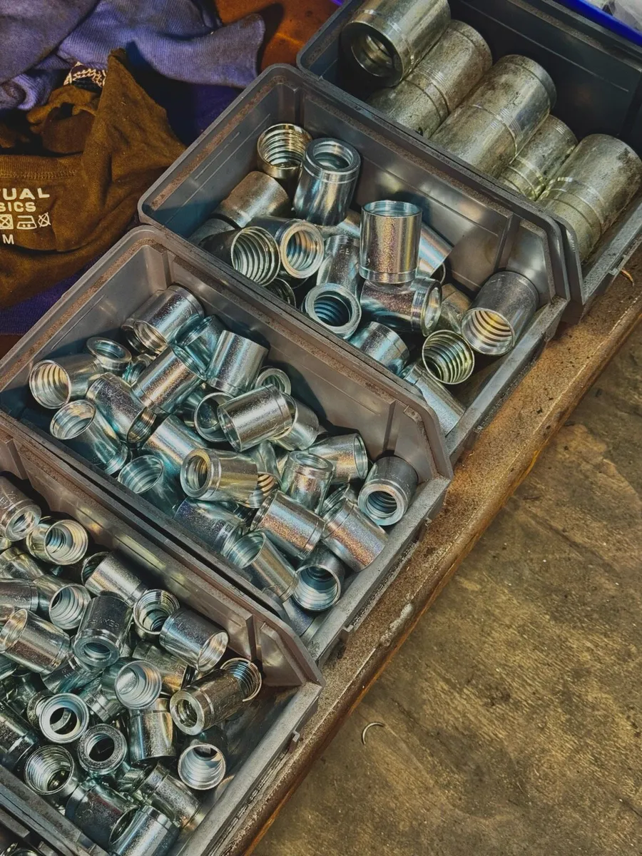 Hydraulic hoses OPEN 7 DAYS - Image 3