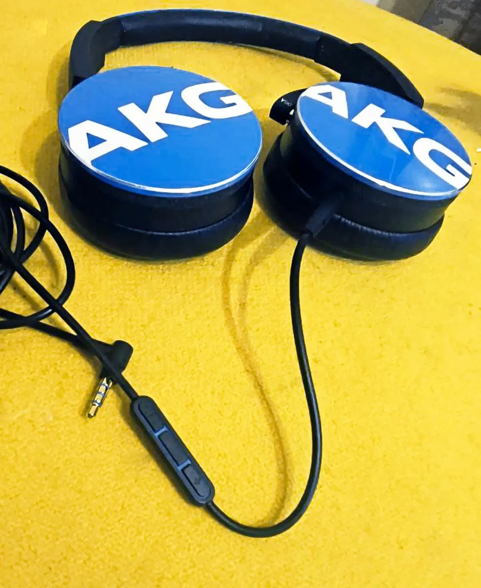 Headphones original AKG  Y50 remote mic cable - Image 1