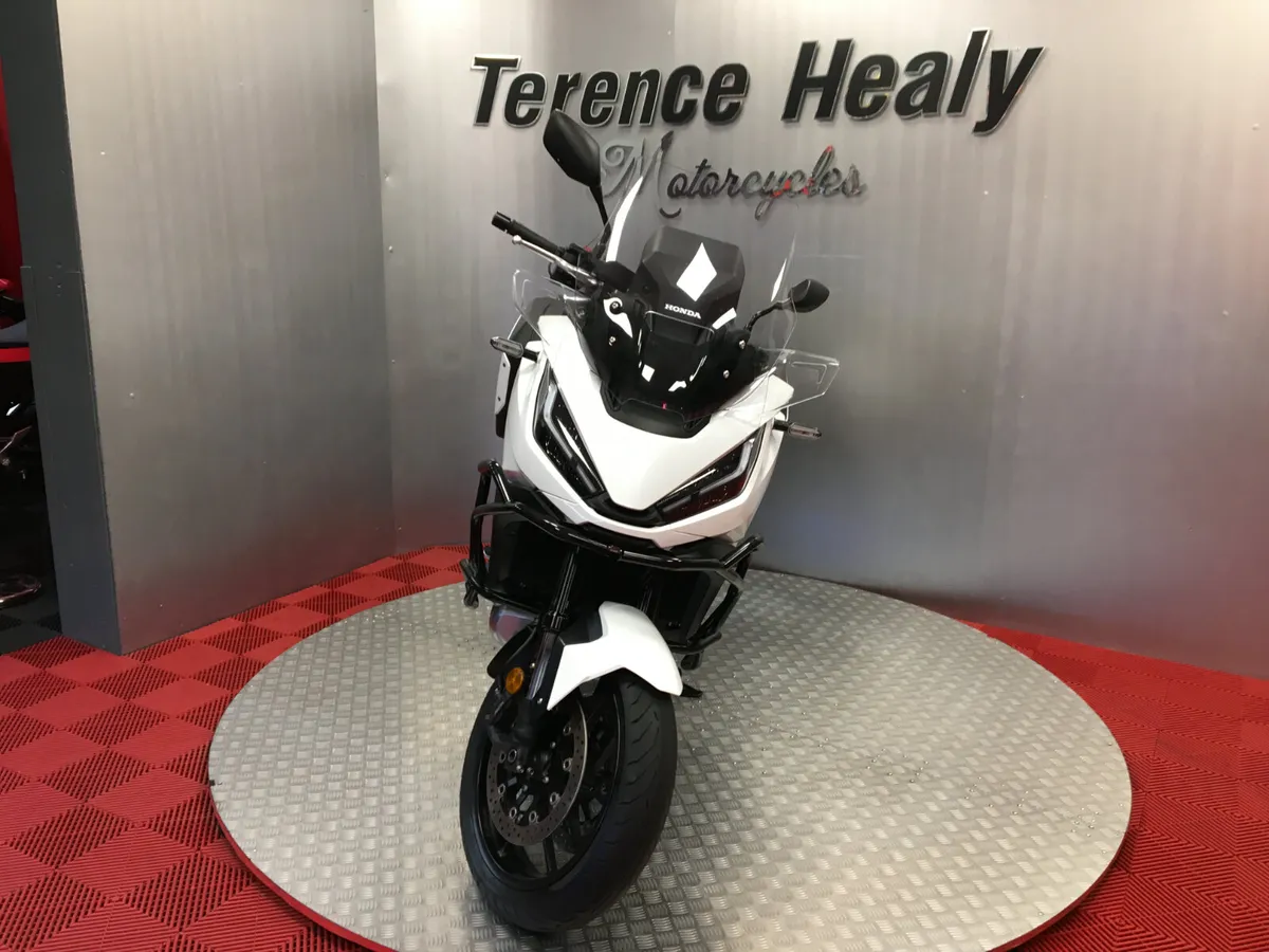 2022 Honda NT1100 DCT ''Finance Available'' - Image 4