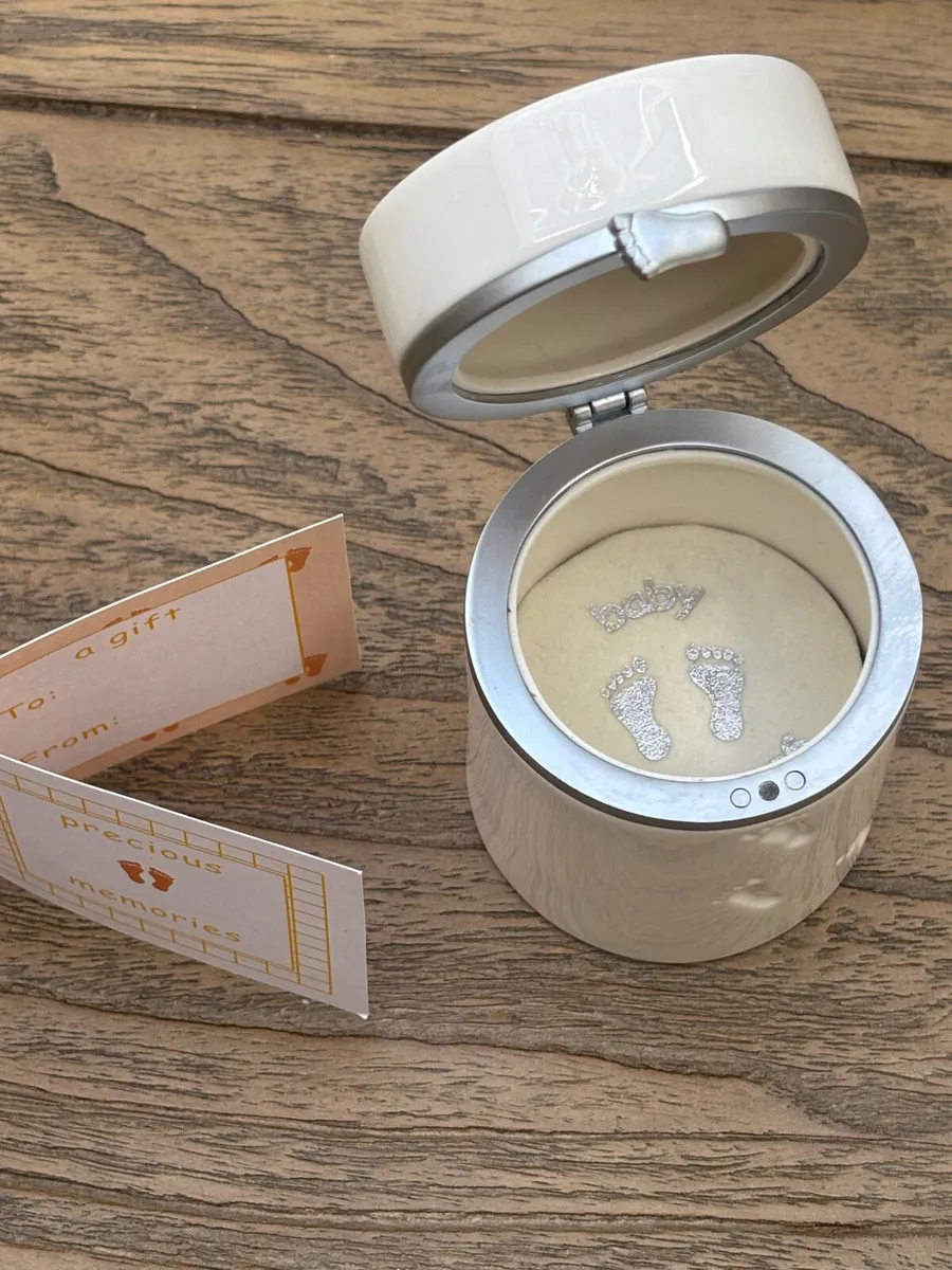 Assortment of Baby gifts - Image 4