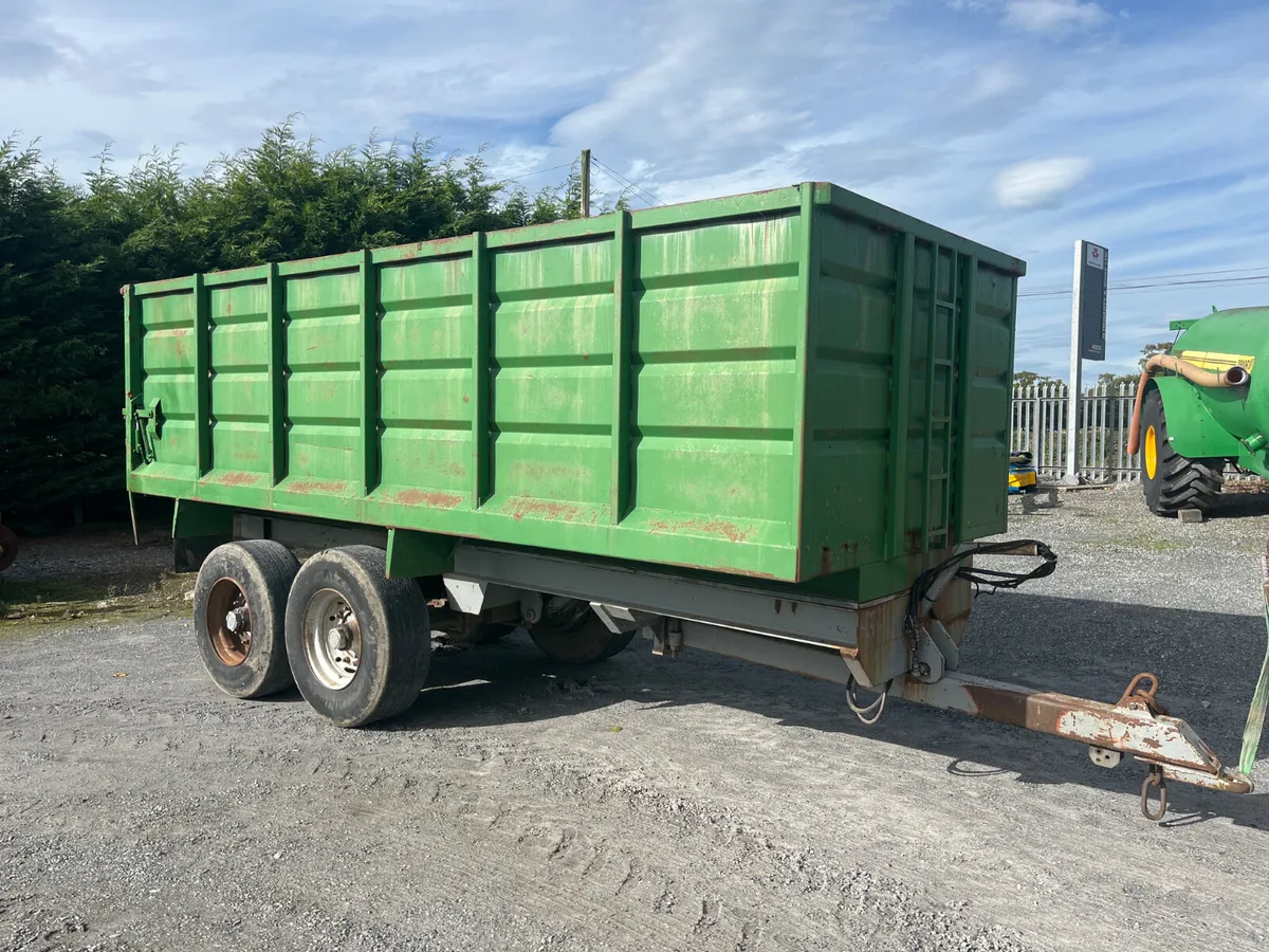 Grain trailer - Image 1