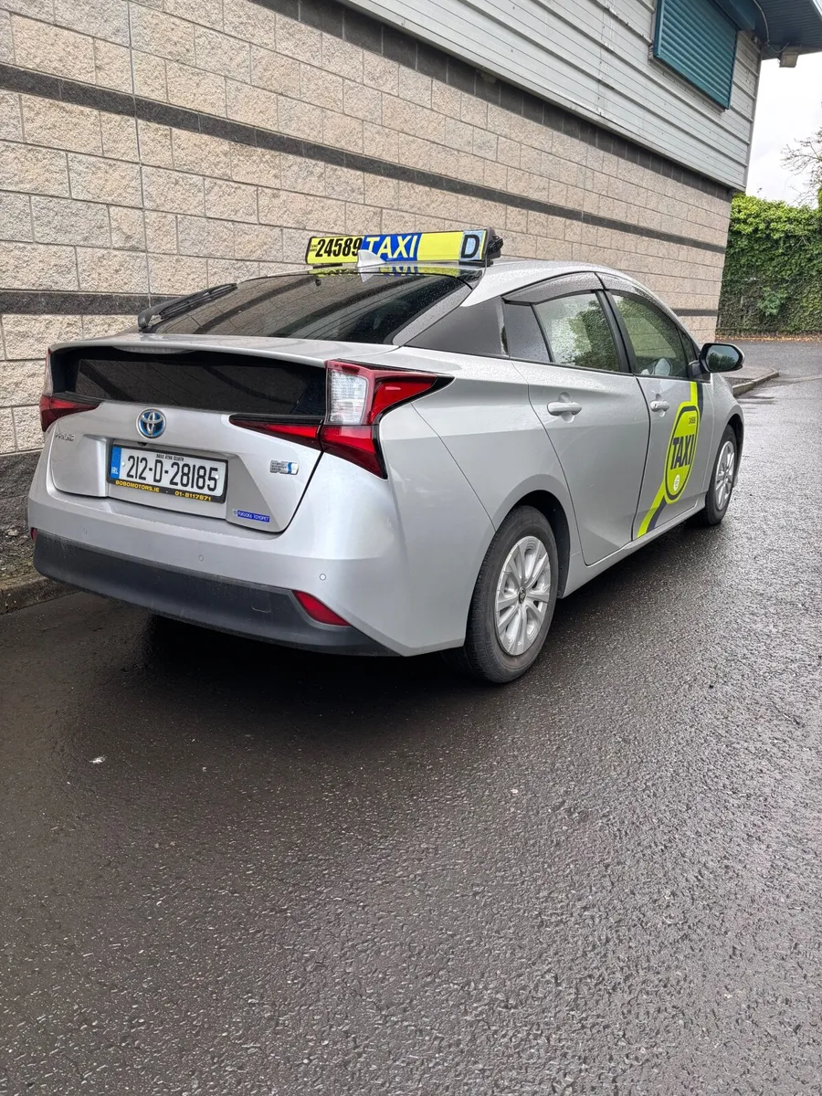 Taxi rental - Image 4