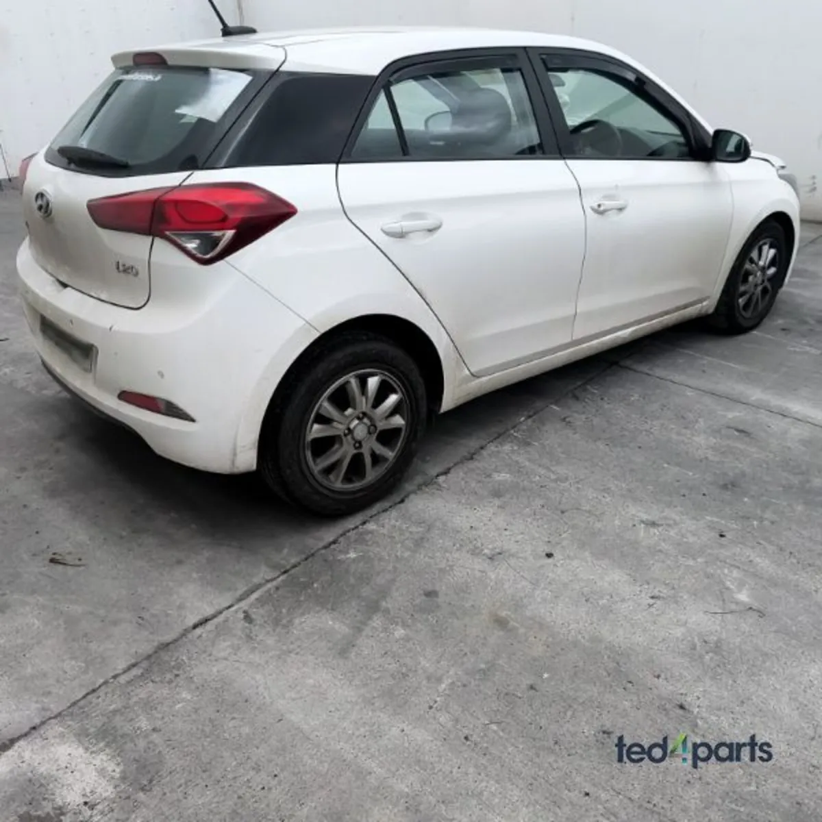 2016 Hyundai I20 For Breaking - Image 2