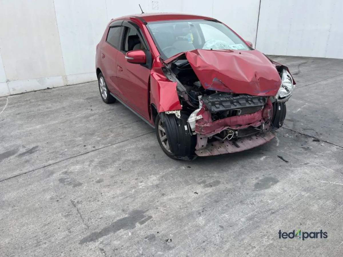 2015 Mitsubishi Mirage For Breaking - Image 3