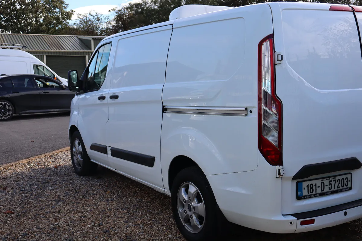 2018 FORD TRANSIT CUSTOM FRIDGE VAN LIMITED - Image 4