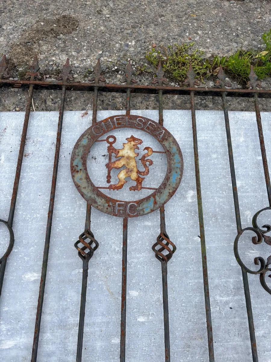 Chelsea FC Gated - Image 3