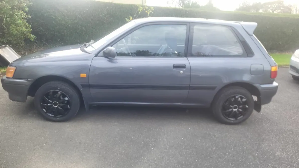 Toyota Starlet 1993 - Image 1